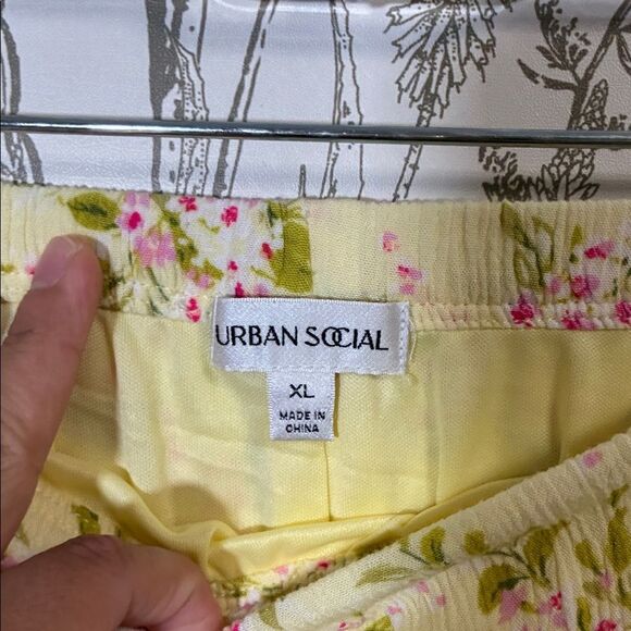 Urban Social XL Floral Yellow Skirt Slit Maxi - Picture 4 of 6
